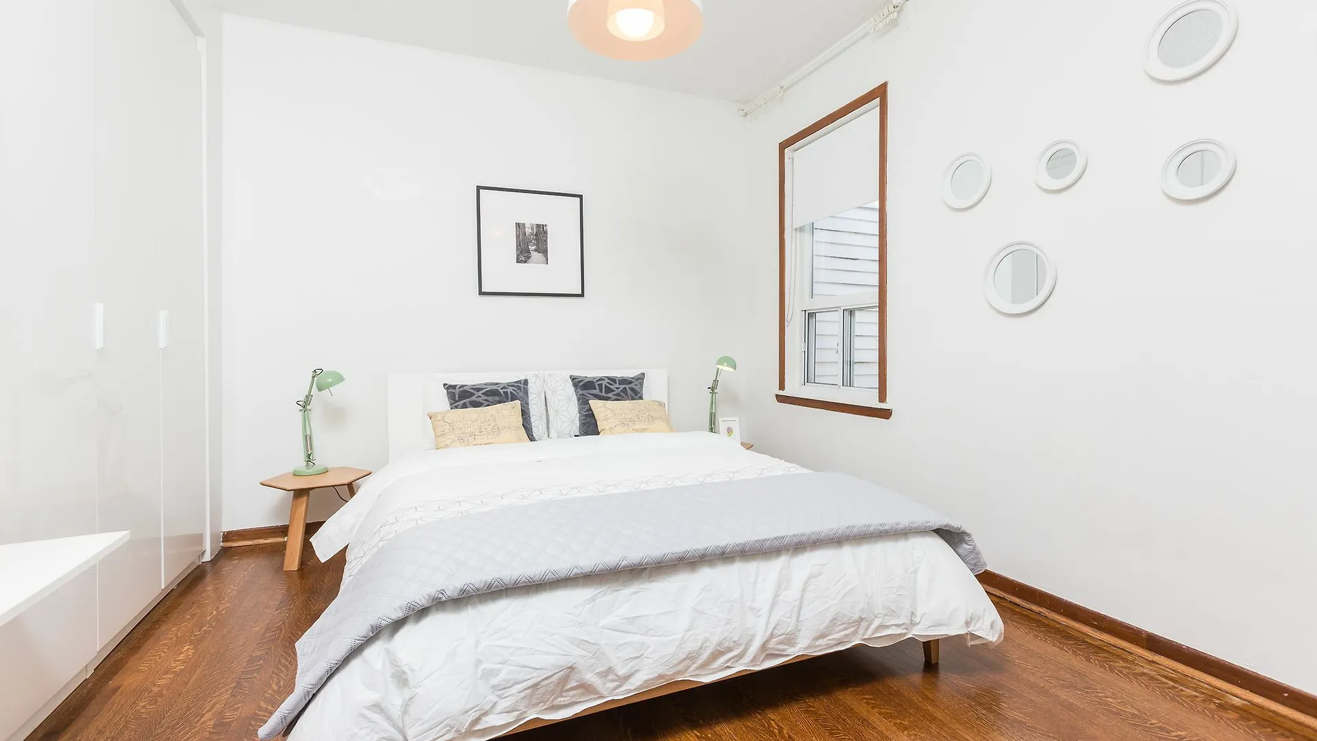 Applewood Suites - Queen West Toronto 4*,